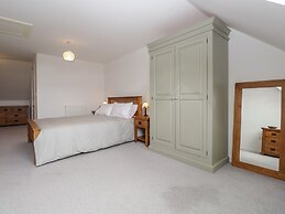 60 Galley Hill View
