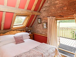 Pentre Barn