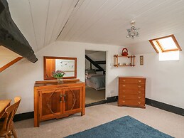 Caerau Farm House
