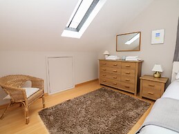 Cholwell Barn Apartment