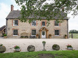 Shifford Manor Farm