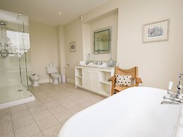 Shifford Manor Farm
