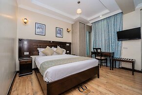Hemak Suites