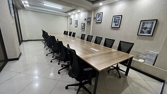 Hemak Suites