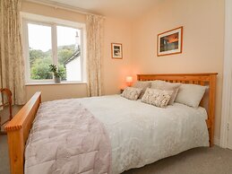 3 Lowerbourne Terrace