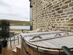 Snave Barn