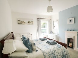 Elm Villa