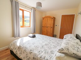 Ploony Hill Cabin