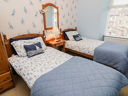 Nutkin Cottage