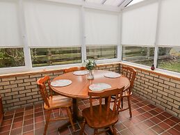 Honesty Cottage