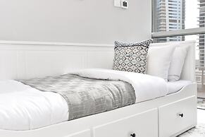 Astounding Marina Views in This Elegant 3br!