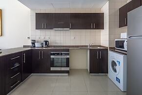 Astonishing 1BR Apt With Amazing Marina Views