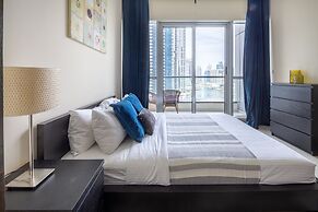 Astonishing 1BR Apt With Amazing Marina Views