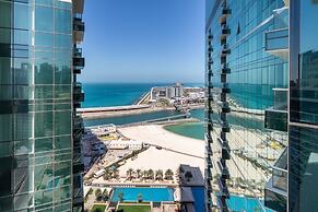 Blissfully Stunning 3BR With Direct Beach Access. Sea Views!