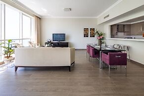 Astounding 3BR Apartment w/ Sea & Marina Views!