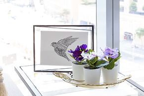 Dazzling & Artistic Studio Apartment In Dubai Marina