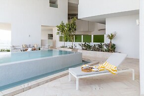 Elegant 2BR Apartment in The Five w/ Private Pool