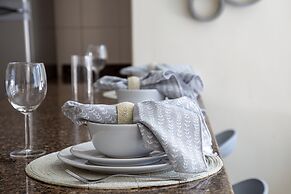 Elegant and Modern 1BR in Dubai Marina!