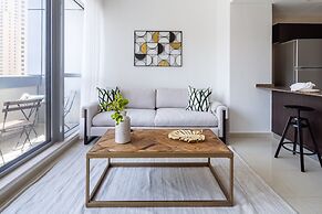 Dashing 1BR Apartment In Dubai Marina