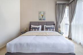 Lavish 3BR With Study in Downtown Dubai
