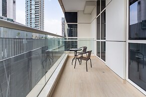 Lavish 3BR With Study in Downtown Dubai