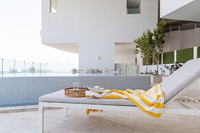 Exclusive 2BR Sky Villa In The Five - JVC