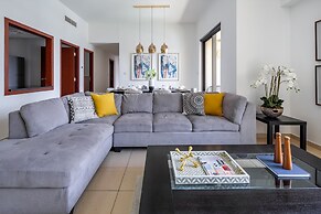 Luxurious 2BR in JBR With Amazing Marina Views!