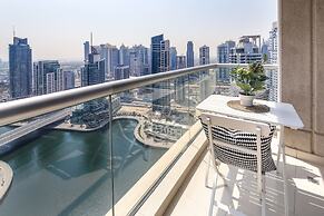 Impressive 1BR w/ Incredible Marina Views!