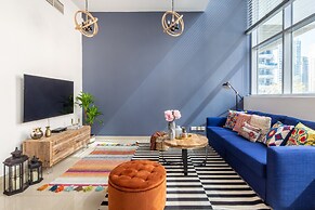 Lively & Spacious 1BR Loft in Dubai Marina