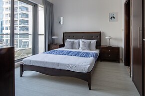 Panoramic 1BR Apartment In Dubai Marina