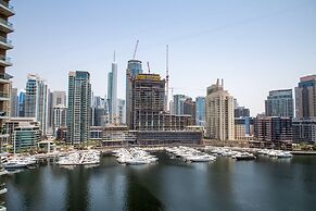 Elegant 2BR With Magnificent Marina Views!