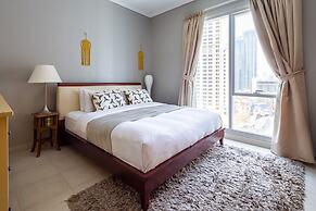 Elegant 2BR With Magnificent Marina Views!