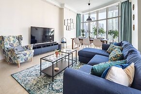 Modern + Premium 2BR With Full Dubai Marina Views!