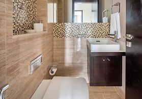 Mesmerizing 1BR Apartment in Grand Downtown Dubai