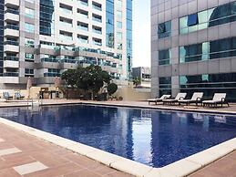 Minutes From Beach! Bright 1BR in Dubai Marina!