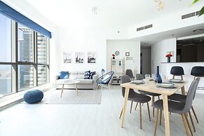 Modern + Light 2BR in Dubai Marina w/ Sea Views!