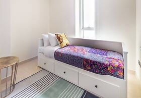 Plush 3BR w/ Study in Prime District - Downtown Dubai!