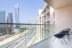 Modern 2BR w/ Tranquil Ambience in Emirates Hills!