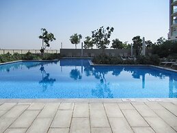 Modern 2BR w/ Tranquil Ambience in Emirates Hills!