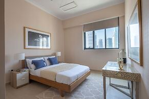 Modern 2BR w/ Tranquil Ambience in Emirates Hills!