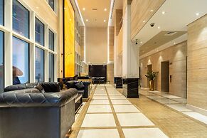Rich & Vibrant 2BR With Study in Downtown Dubai