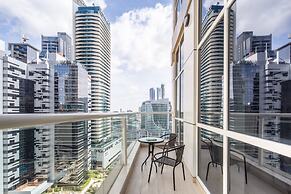 Rich & Vibrant 2BR With Study in Downtown Dubai