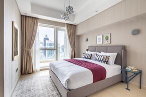 Rich & Vibrant 2BR With Study in Downtown Dubai