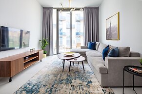 Trendy & Capacious 1BR Apartment in The Palm