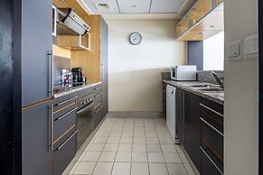 Striking 1BR in Dubai Marina - Minutes From Beach