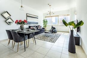 Striking 1BR in Dubai Marina - Minutes From Beach