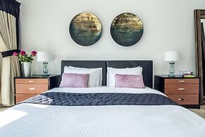 Striking 1BR in Dubai Marina - Minutes From Beach