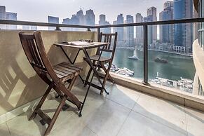 Striking 1BR in Dubai Marina - Minutes From Beach