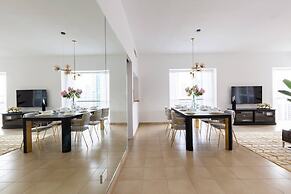 Visually Stunning 2BR in Dubai Marina - Sleeps 5!