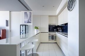 Splendid 1BR in Difc With Burj Khalifa Views